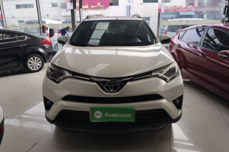 丰田 RAV4荣放 2019款 2.0L CVT两驱风尚版 国VI车身外观2