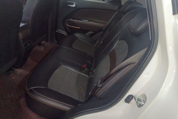 广汽传祺 传祺GS3 2019款 235T 手动精英版中控内饰7004