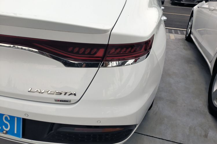 现代 菲斯塔 2019款 280TGDi 智速版 国VI车身外观9