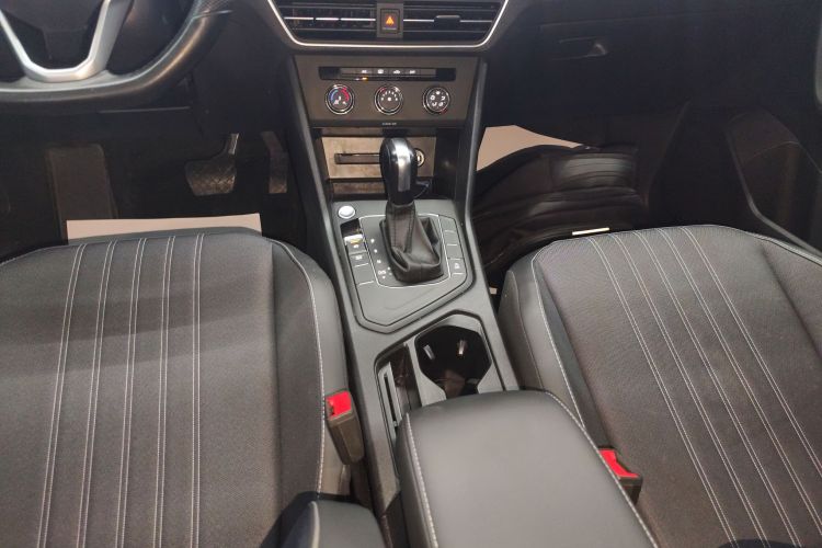 大众 途观L 2023款 330TSI 自动两驱舒享版局部细节18