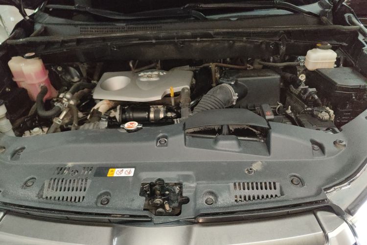 丰田 汉兰达 2018款 2.0T 两驱精英版 5座 国V机舱底盘24