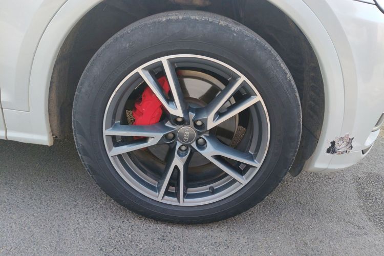 奥迪Q5L 2020款 40 TFSI 荣享时尚型车身外观6007