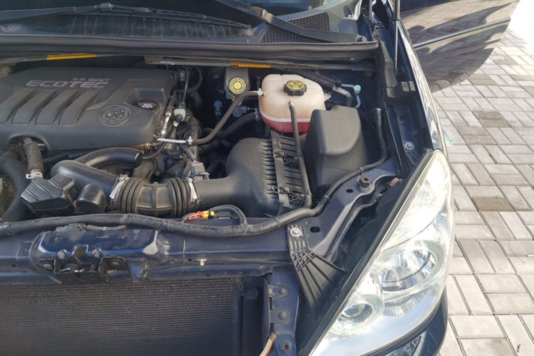 别克GL8 2014款 2.4L 行政版局部细节9007