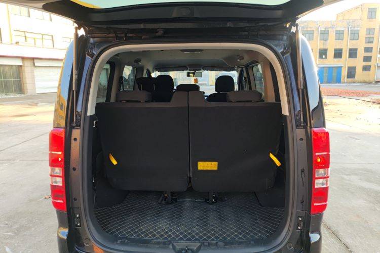 江淮瑞风 瑞风M3 2022款 1.5T 7座标准版机舱底盘23