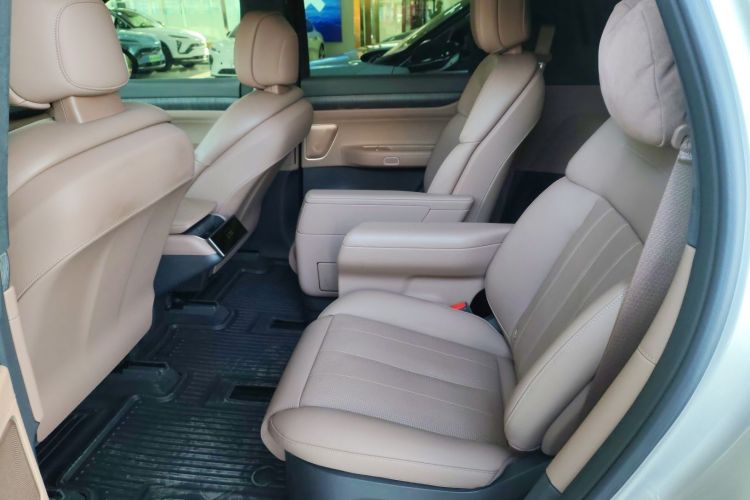 蔚来ES8 2023款 75kWh中控内饰7004