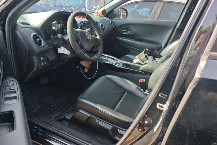 本田XR-V 2022款 1.5L CVT黑曜石版中控内饰19