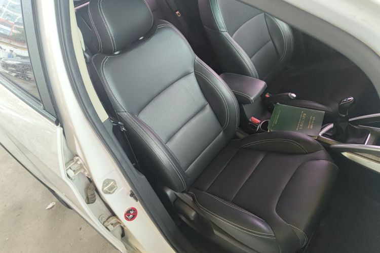 吉利汽车 远景X3 2017款 1.5L 手动精英型局部细节41