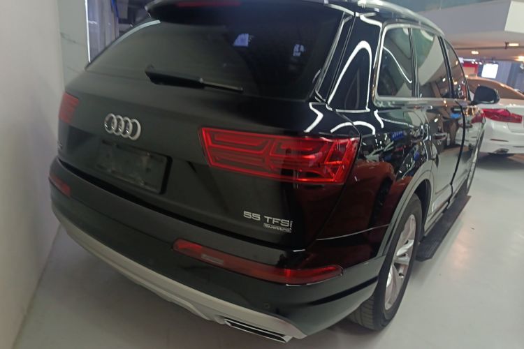 奥迪Q7 2019款 55 TFSI 技术型车身外观6005