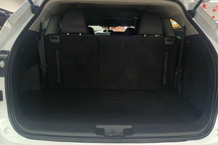 丰田 汉兰达 2022款 双擎 2.5L 两驱精英版 7座机舱底盘23