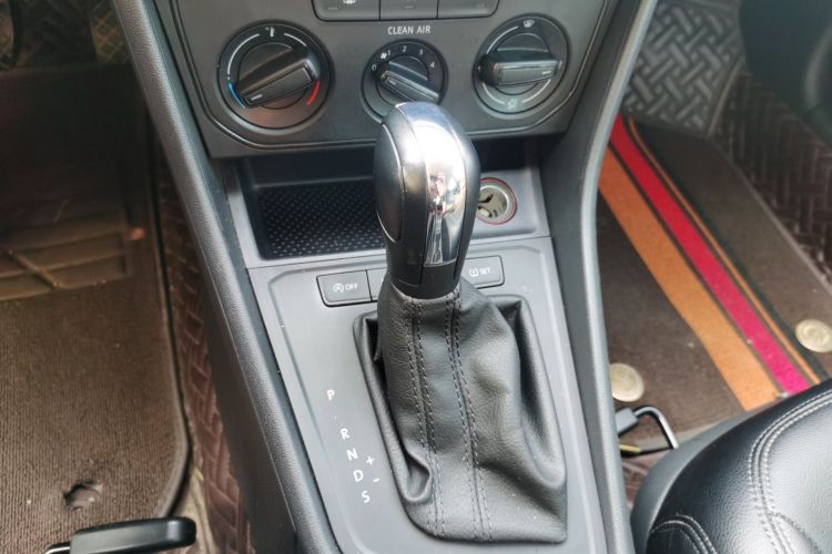 大众 2019款 朗逸启航 1.5L 自动风尚版 国VI中控内饰18