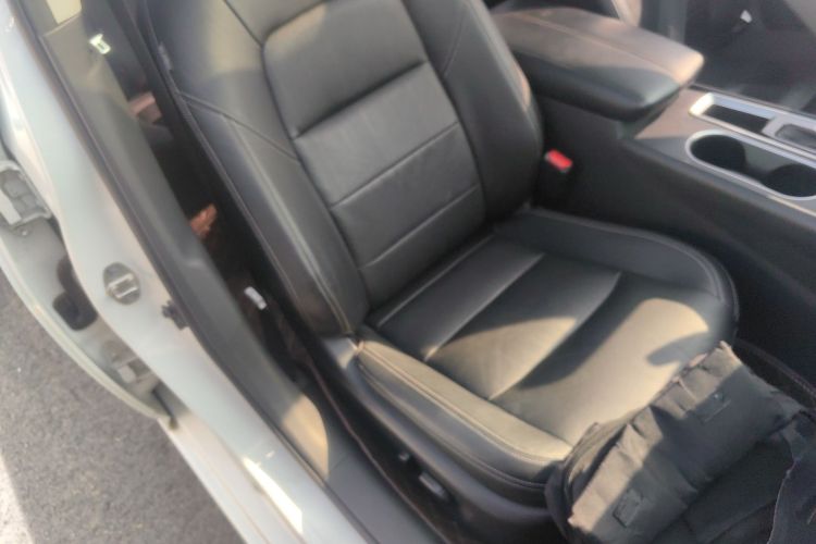 日产 天籁 2019款 2.0L XL 舒适版局部细节41