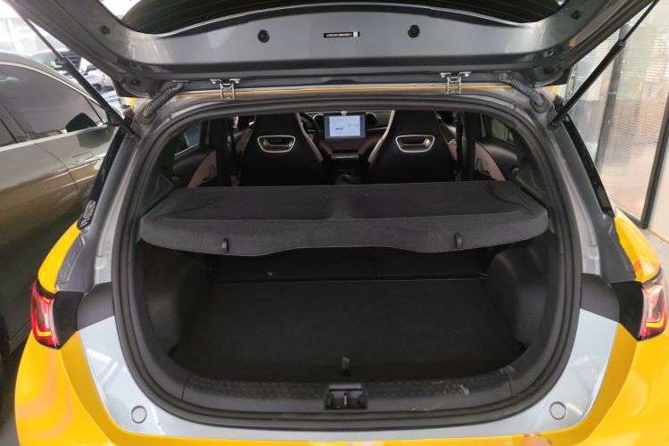 比亚迪 海豚 2024款 荣耀版 420km 时尚版机舱底盘23