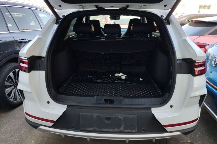 比亚迪 宋PLUS新能源 2021款 EV 旗舰型机舱底盘23