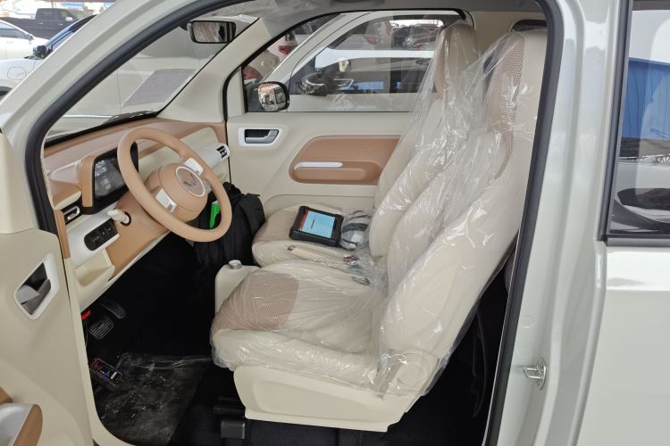 五菱汽车 宏光MINIEV 2024款 第三代 215km 青春版中控内饰19