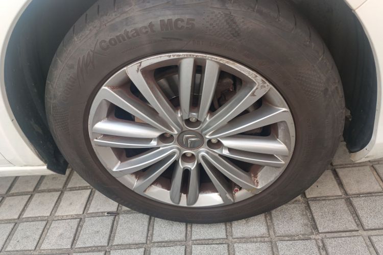 雪铁龙C4L 2015款 1.2T 自动尊贵版车身外观6007