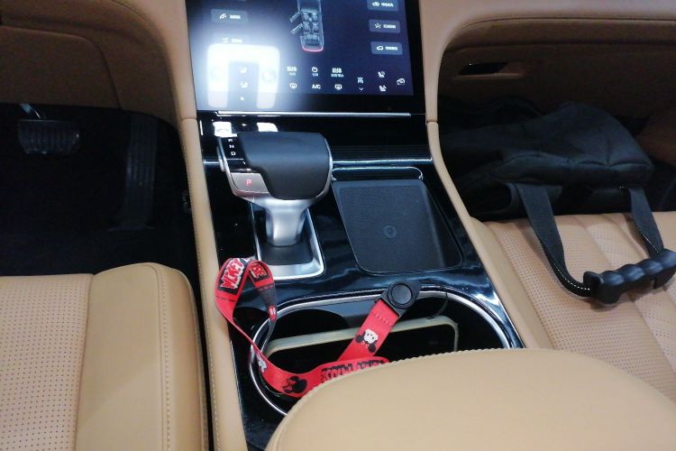 理想汽车 理想ONE 2020款 增程6座版局部细节18