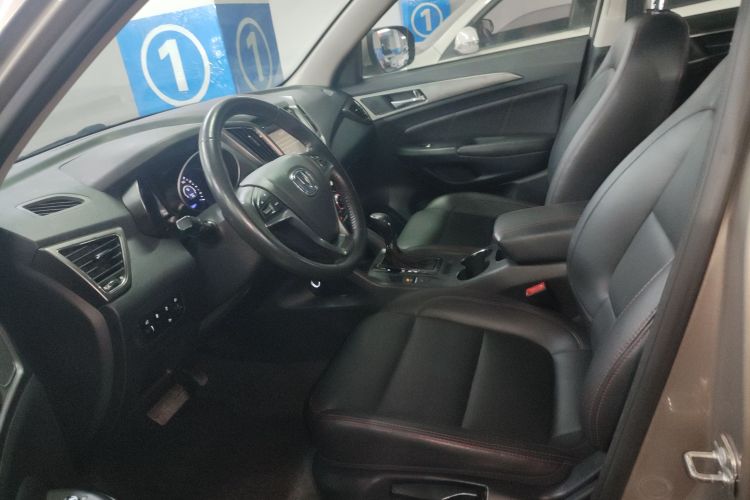 长安CS75 2014款 1.8T 自动精英型 国IV中控内饰19