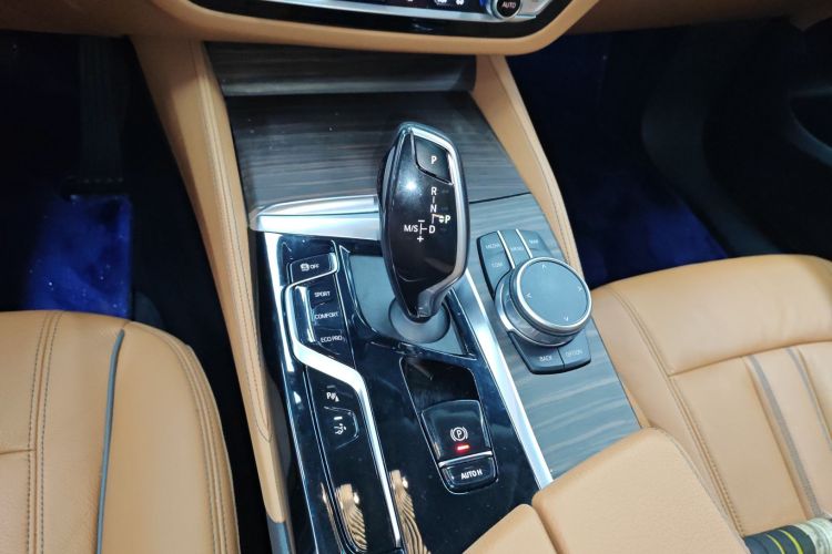 宝马6系GT 2021款 630i 豪华设计套装局部细节18