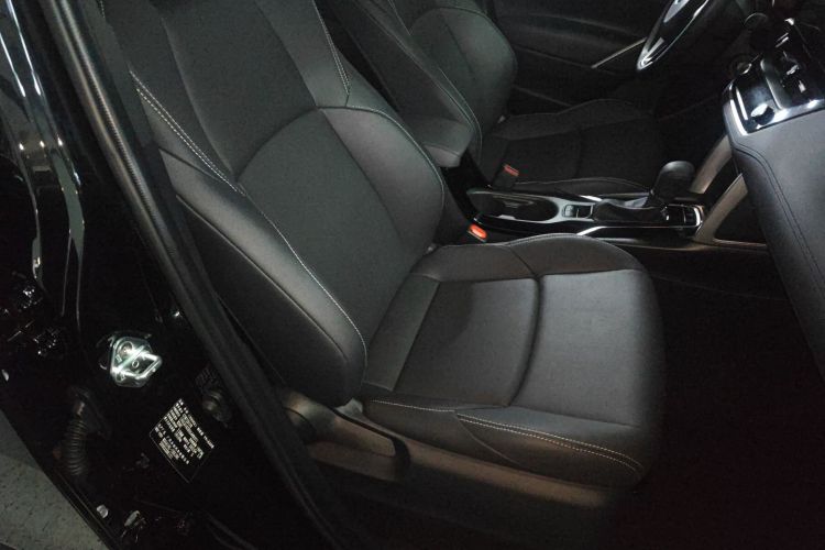 丰田 锋兰达 2024款 2.0L CVT精英plus版局部细节41