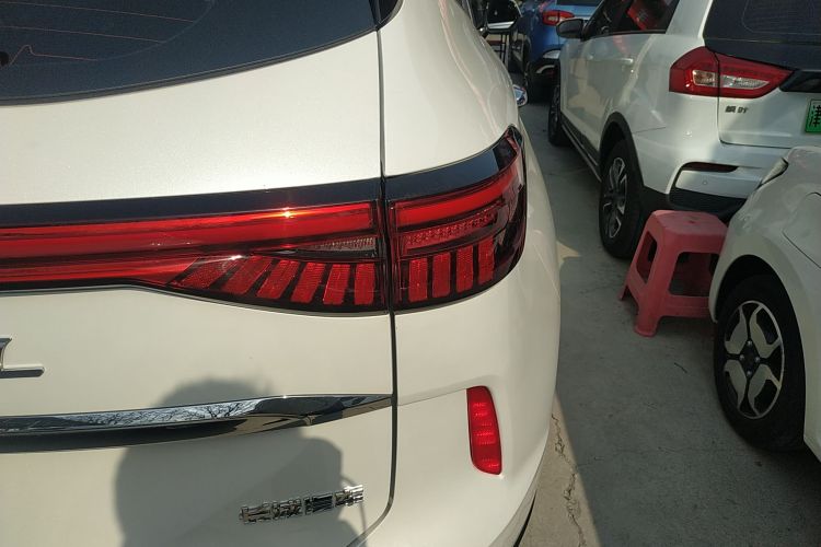 哈弗H6 2021款 第三代 1.5T 自动两驱Max车身外观9