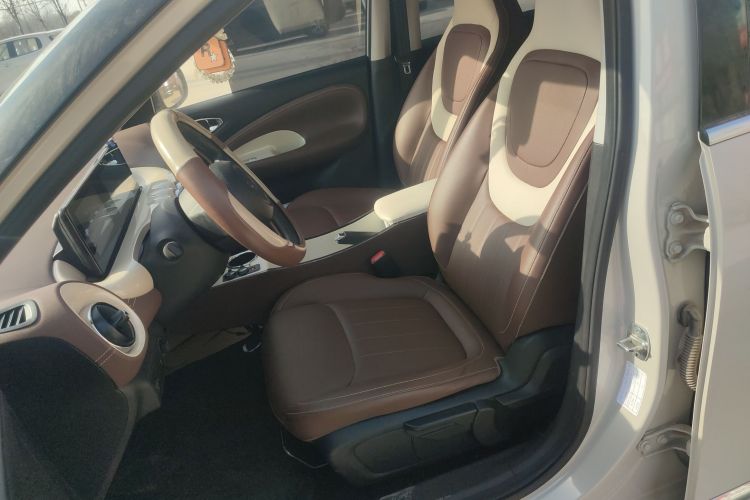 五菱汽车 五菱缤果 2023款 203km 舒享款中控内饰19