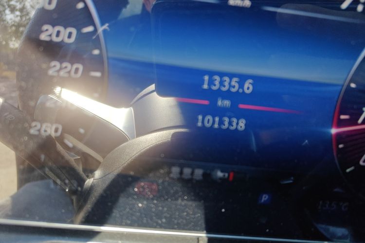 奔驰C级 2023款 C 260 L 运动版中控内饰15