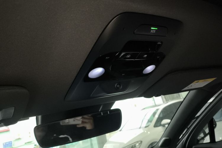 蔚来ES6 2020款 420KM 运动版中控内饰22