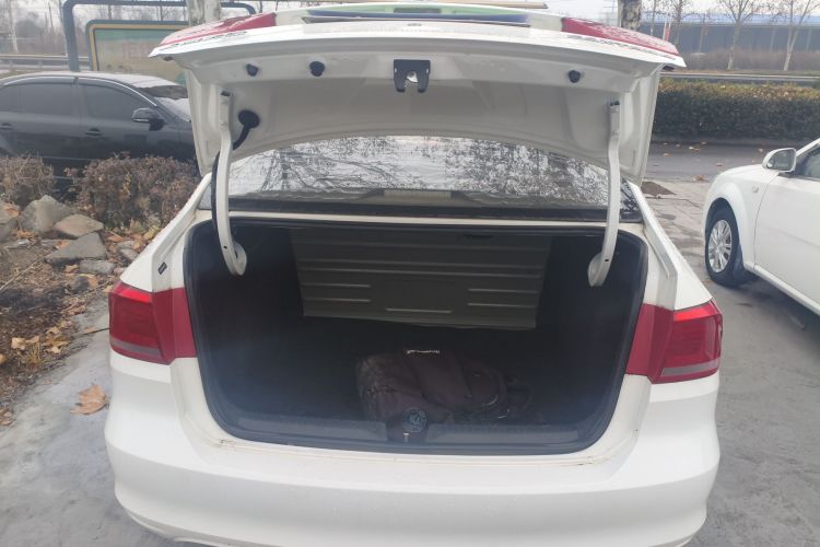 大众 桑塔纳 2015款 1.4L 手动风尚版局部细节23