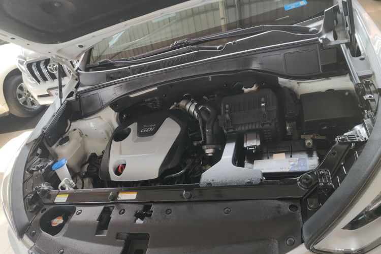 现代 胜达 2015款 2.0T 自动两驱智能型 5座机舱底盘24