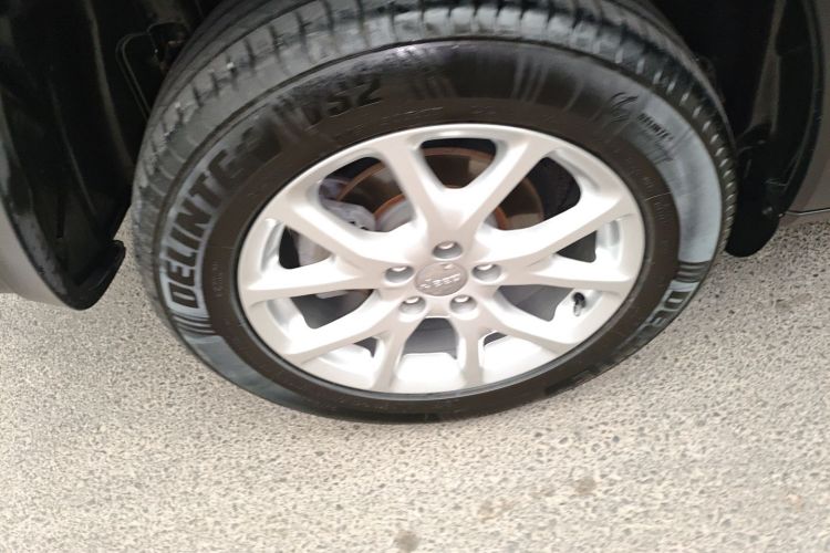 Jeep 自由光 2017款 2.4L 领先版车身外观6008