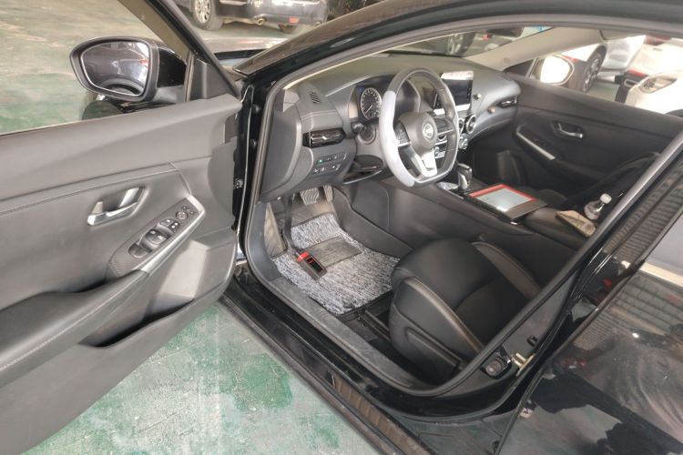 日产 轩逸 2022款 1.6L XL CVT悦享版中控内饰7003