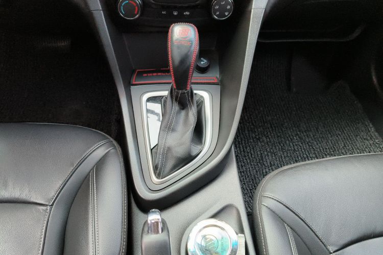 别克 英朗 2018款 18T 自动精英型中控内饰18