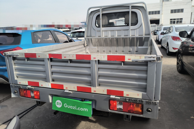 成功汽车 斑马 2022款 1.5L舒适型双排栏板 DAM15KR车身外观6