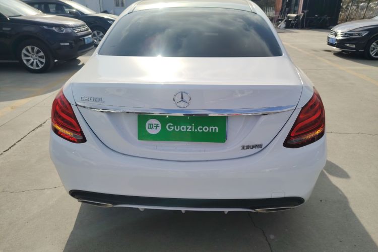 奔驰C级 2017款 改款 C 200 L 运动版车身外观6