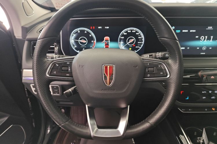 红旗HS5 2019款 2.0T 智联旗享版中控内饰13