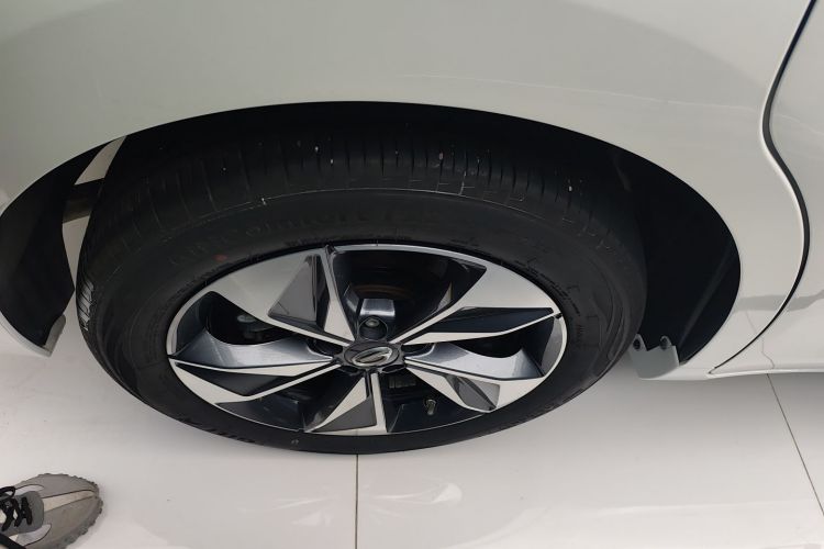 广汽传祺 传祺M6 2023款 PRO 270T DCT豪华版车身外观6007