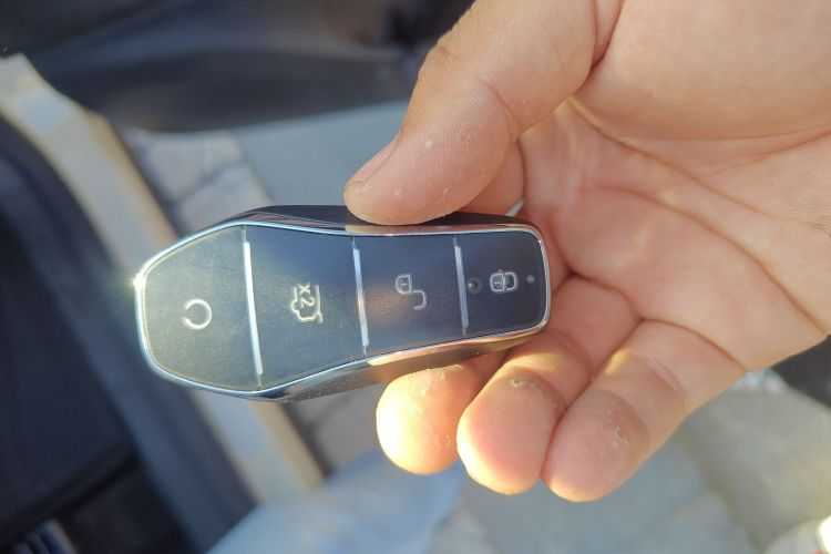 比亚迪 海鸥 2025款 305km 活力版中控内饰11