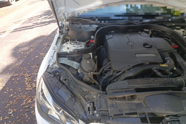 奔驰E级 2015款 E 260 L 运动型局部细节9006