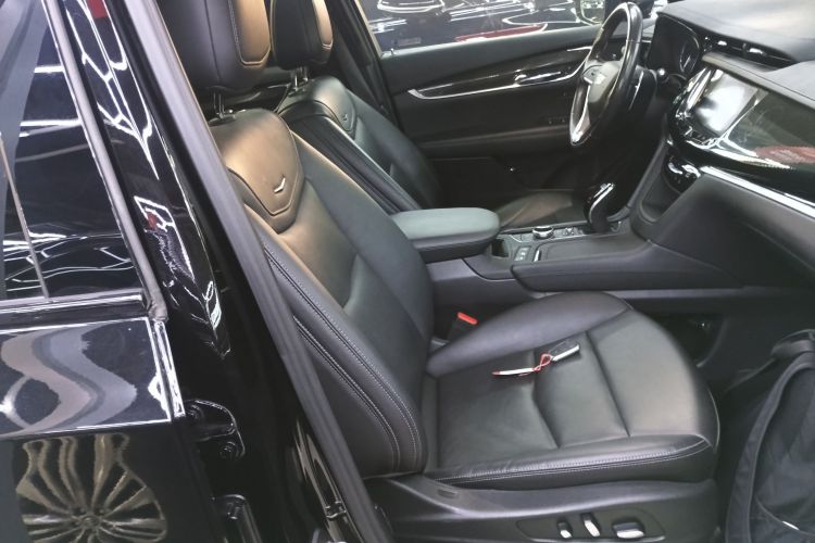 凯迪拉克XT6 2020款 28T 七座豪华运动型至享安全版局部细节41