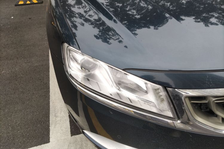 吉利汽车 博瑞 2015款 1.8T 尊贵型车身外观8