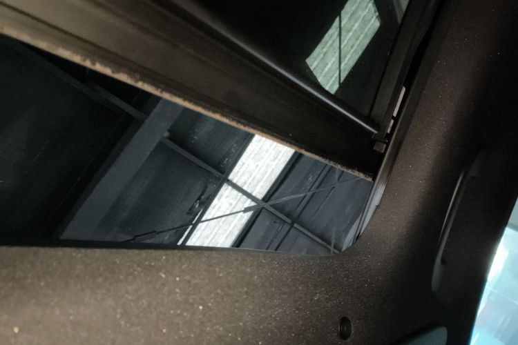 奔驰GLC 2020款 GLC 300 L 4MATIC 动感型局部细节22