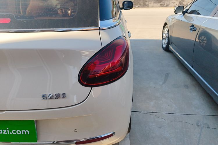 五菱汽车 五菱缤果 2025款 410km 灵犀尊享款车身外观9