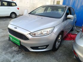 福特 福克斯 2015款 两厢 1.6L 自动舒适型