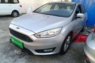 福特 福克斯 2015款 两厢 1.6L 自动舒适型