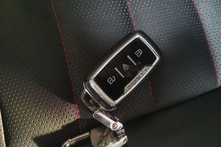 凯翼X3 2017款 1.6L 手动发烧友版 国V中控内饰11