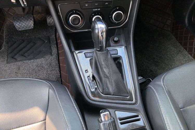 大众 朗行 2015款 1.6L 自动舒适版局部细节18