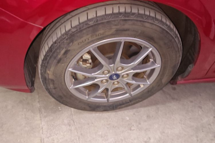 福特 福克斯 2020款 两厢 EcoBoost 180 自动锋潮型车身外观6007