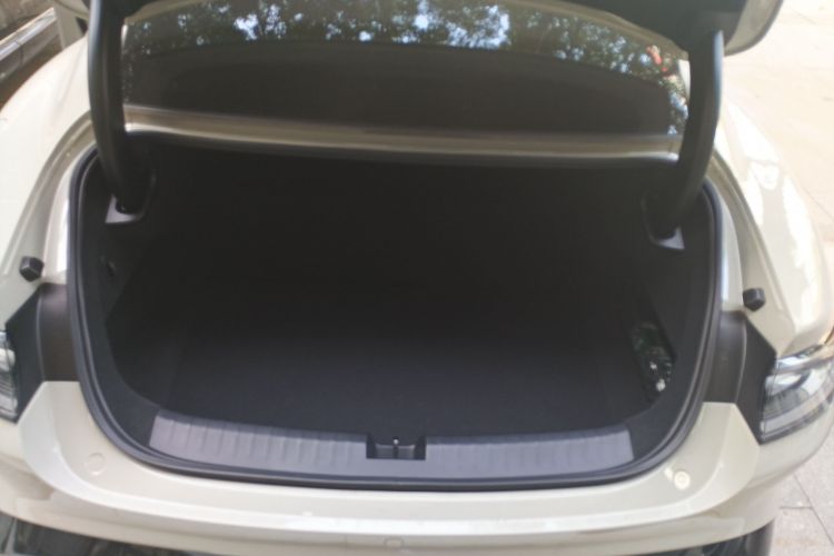 小米汽车 小米SU7 2024款 后驱长续航智驾版局部细节23