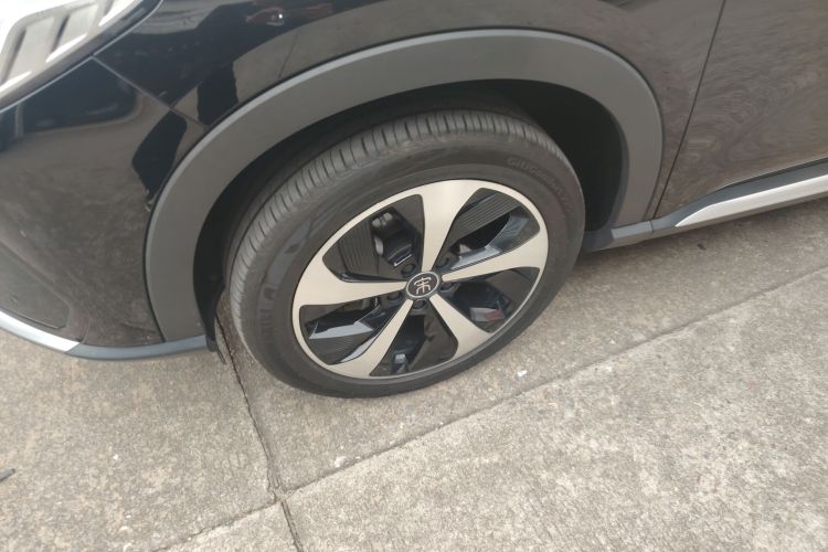 比亚迪 宋PLUS新能源 2021款 EV 旗舰型车身外观6007