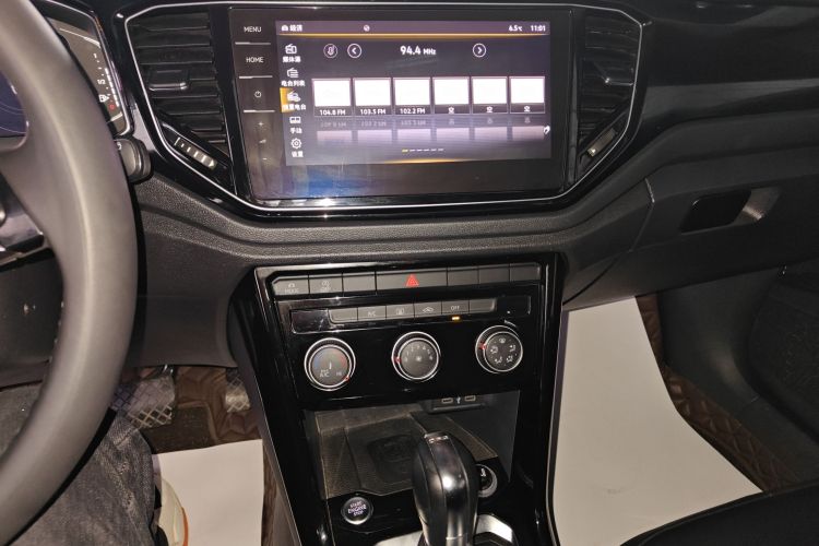 大众 T-ROC探歌 2020款 280TSI DSG两驱舒适型中控内饰16